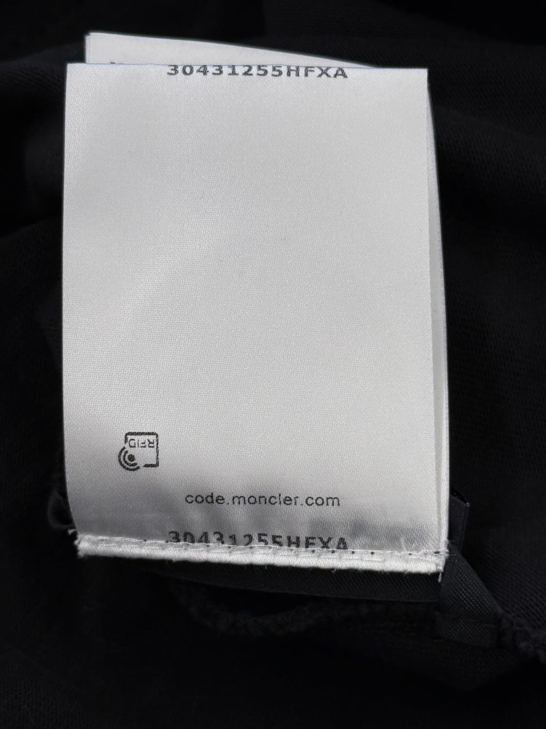 몽클레어 픽셀 로고 롱슬리브 상품이미지7