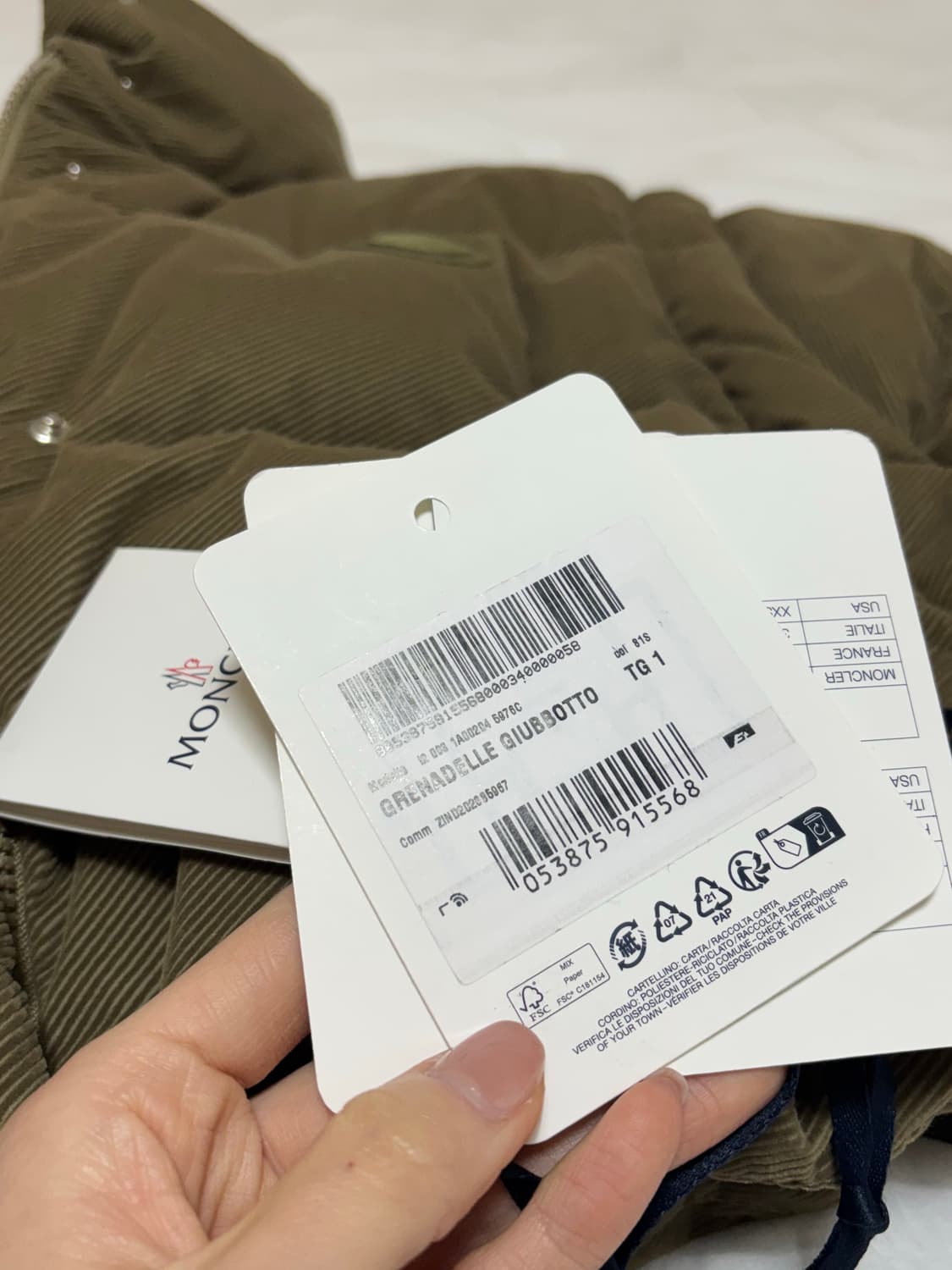 몽클레어 여성패딩 그레네델 Grenadelle 1사이즈 상품이미지7