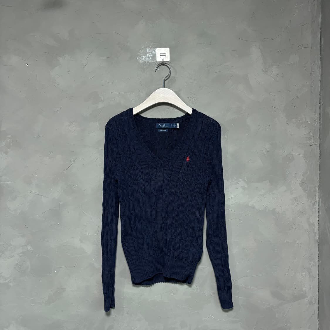 폴로 랄프로렌 피마코튼 꽈배기 브이넥 니트 네이비 상품이미지1