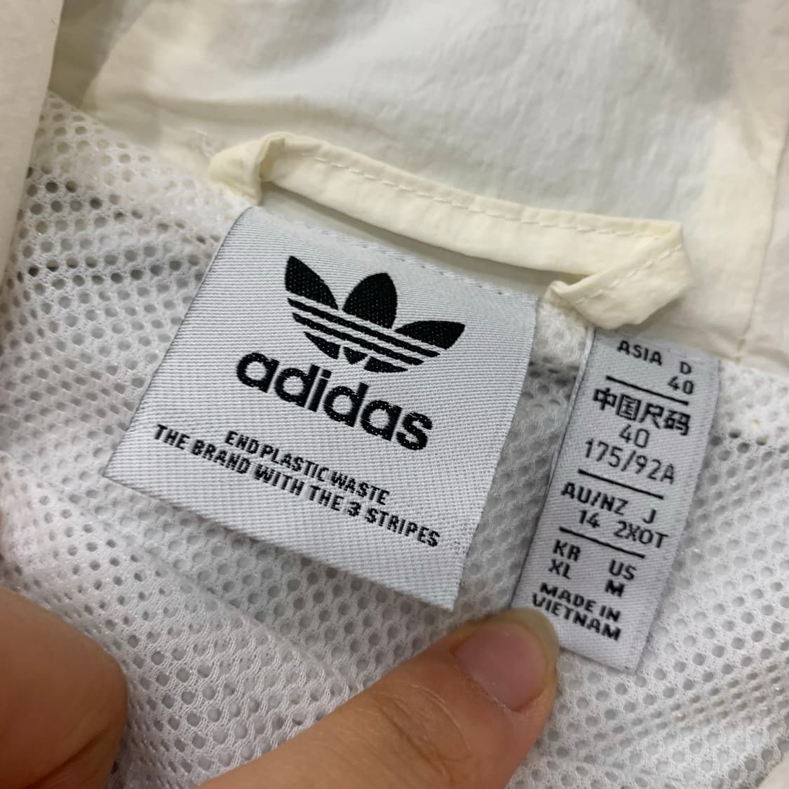 XL 아디다스 파이어버드 화이트 크롭 바람막이 자켓 상품이미지5