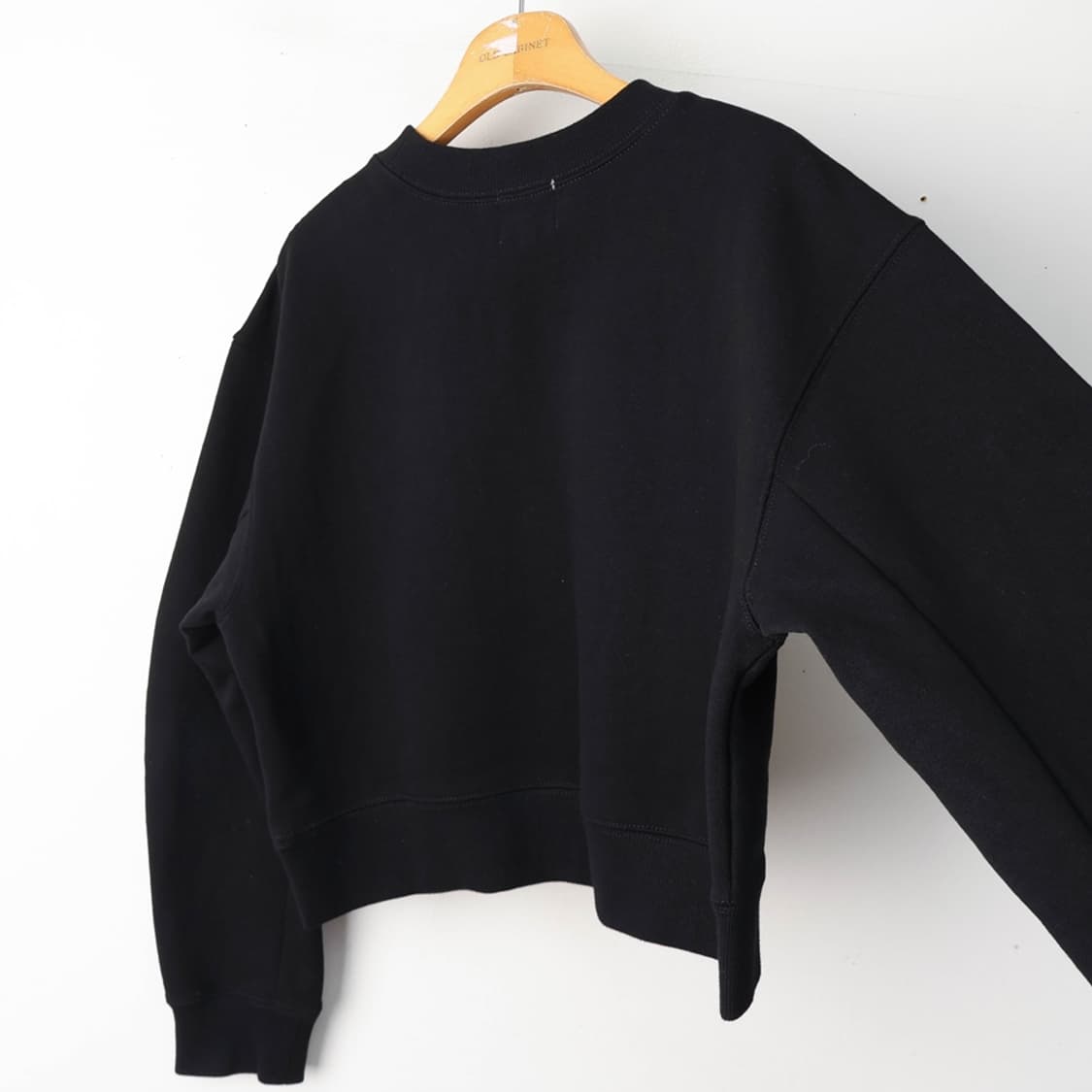 55/마리떼프랑소와저버 써클로고 크롭 스웻셔츠 상품이미지3