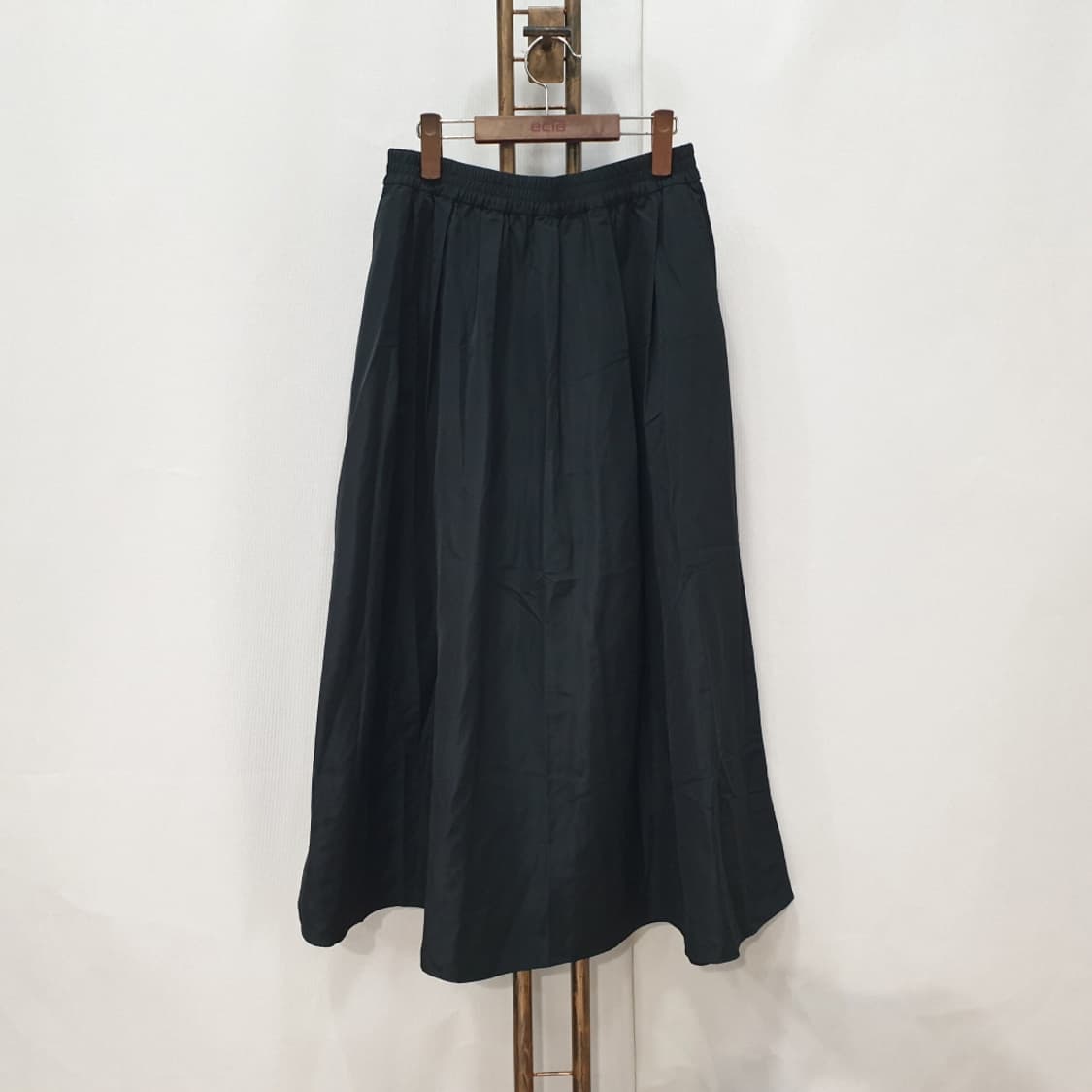 자라 여성 블랙 롱 스커트 플레어 스커트 30~32 상품이미지1