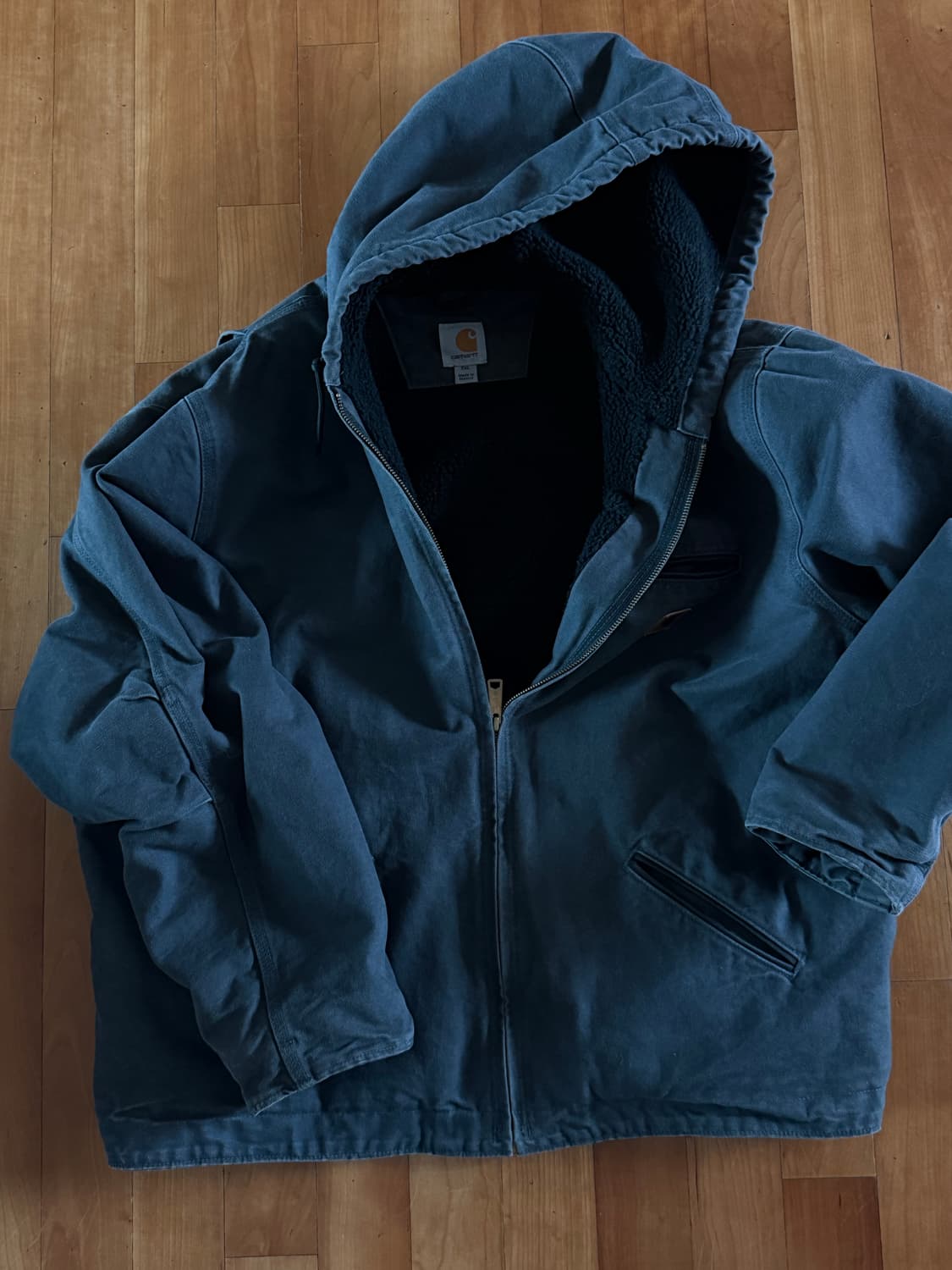 칼하트 후드재킷 상품이미지1