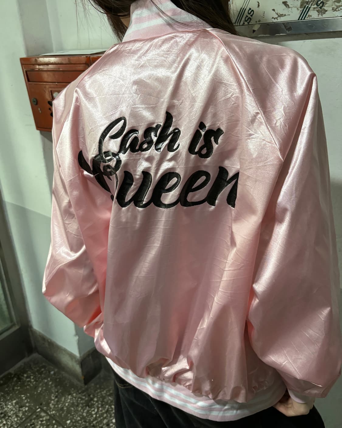 90s 올드스쿨 핑크 유광 자수 스타디움jk   상품이미지4