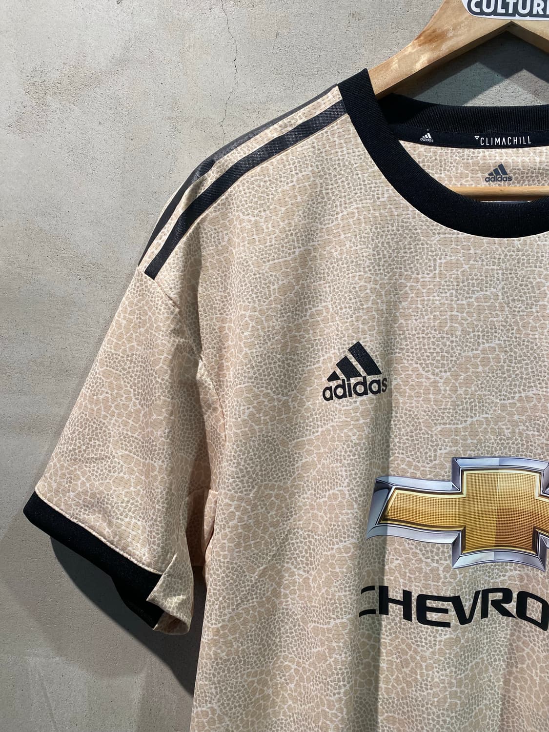 19-20 맨체스터유나이티드 브루노 페르난데스 어웨이 유니폼 (어센틱) 상품이미지4