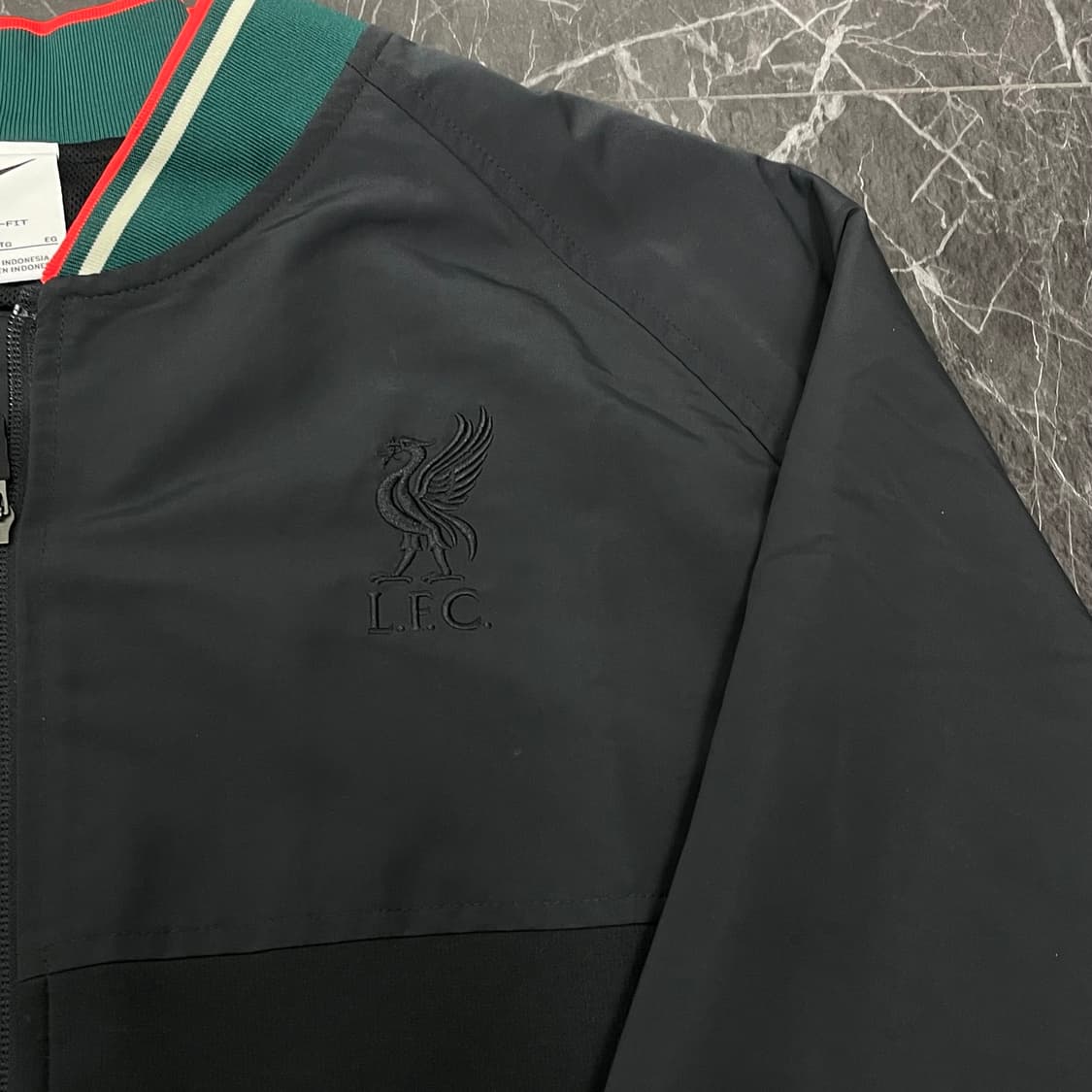 XL 나이키 스우시 오버사이즈 리버풀 바람막이 자켓 상품이미지8