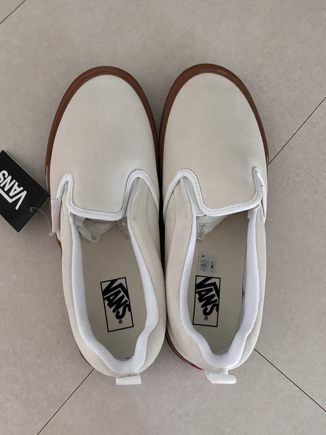 반스 Knu Slip ”뉴“슬립온 – 일반 슬립온과 다른 상품이미지2