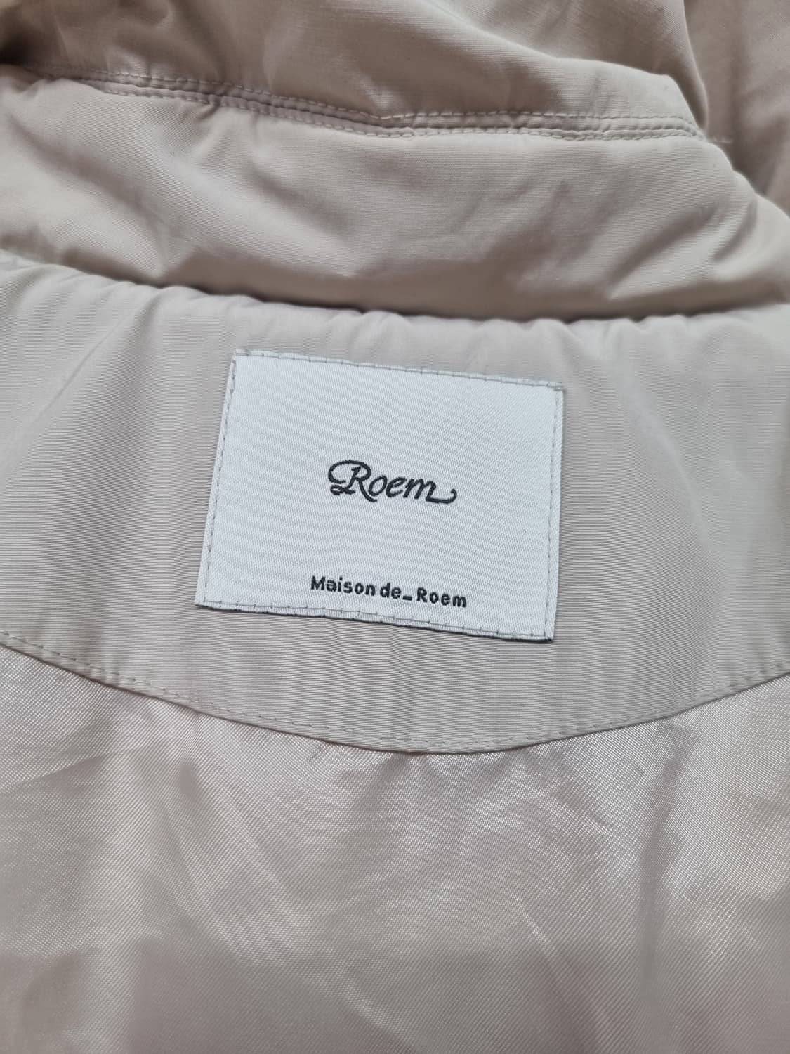 Roem 벨티드 숏다운 패딩 상품이미지5