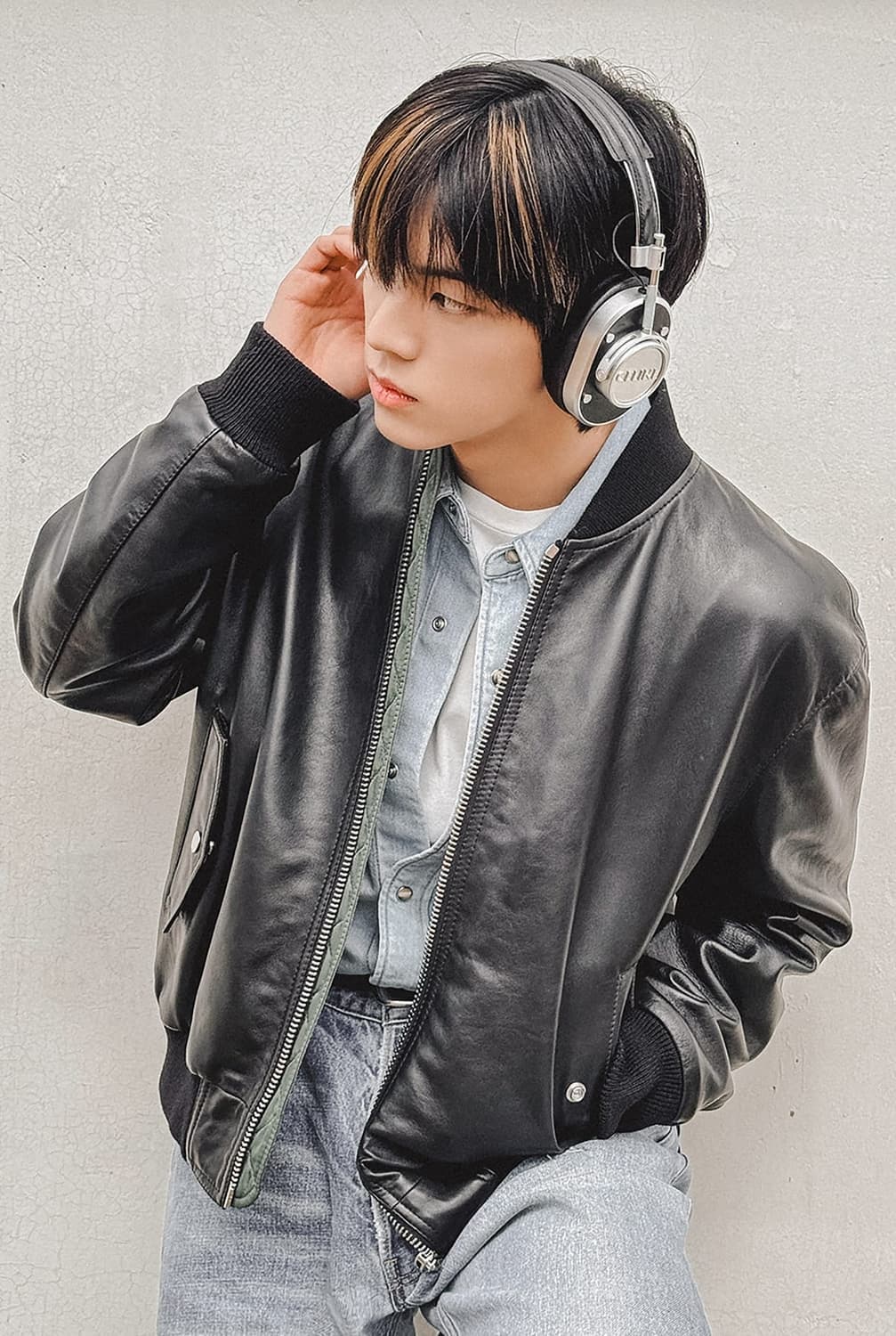 [투어스 도훈님 착용] 셀린느 다이나믹 헤드폰 상품이미지3