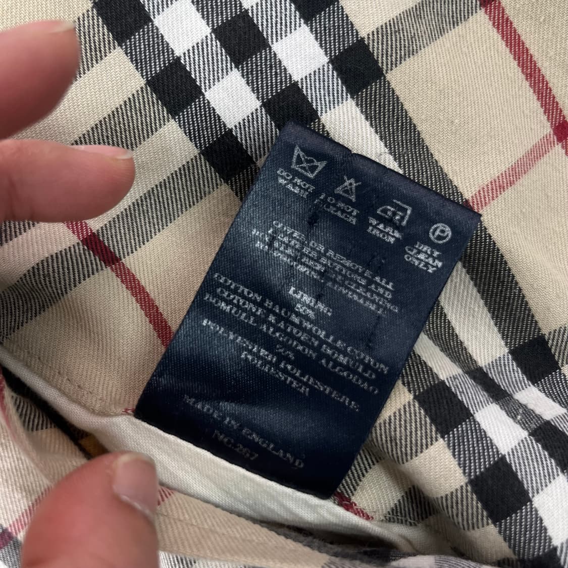 100 버버리 기마로고 리버시블 노바체크 왁스 자켓 상품이미지10