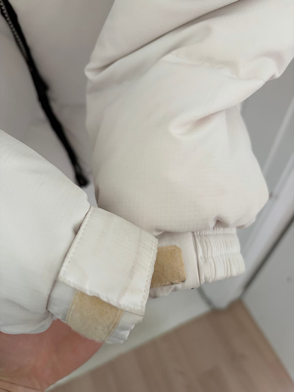 뉴챔프 나이키 패딩 화이트 상품이미지6