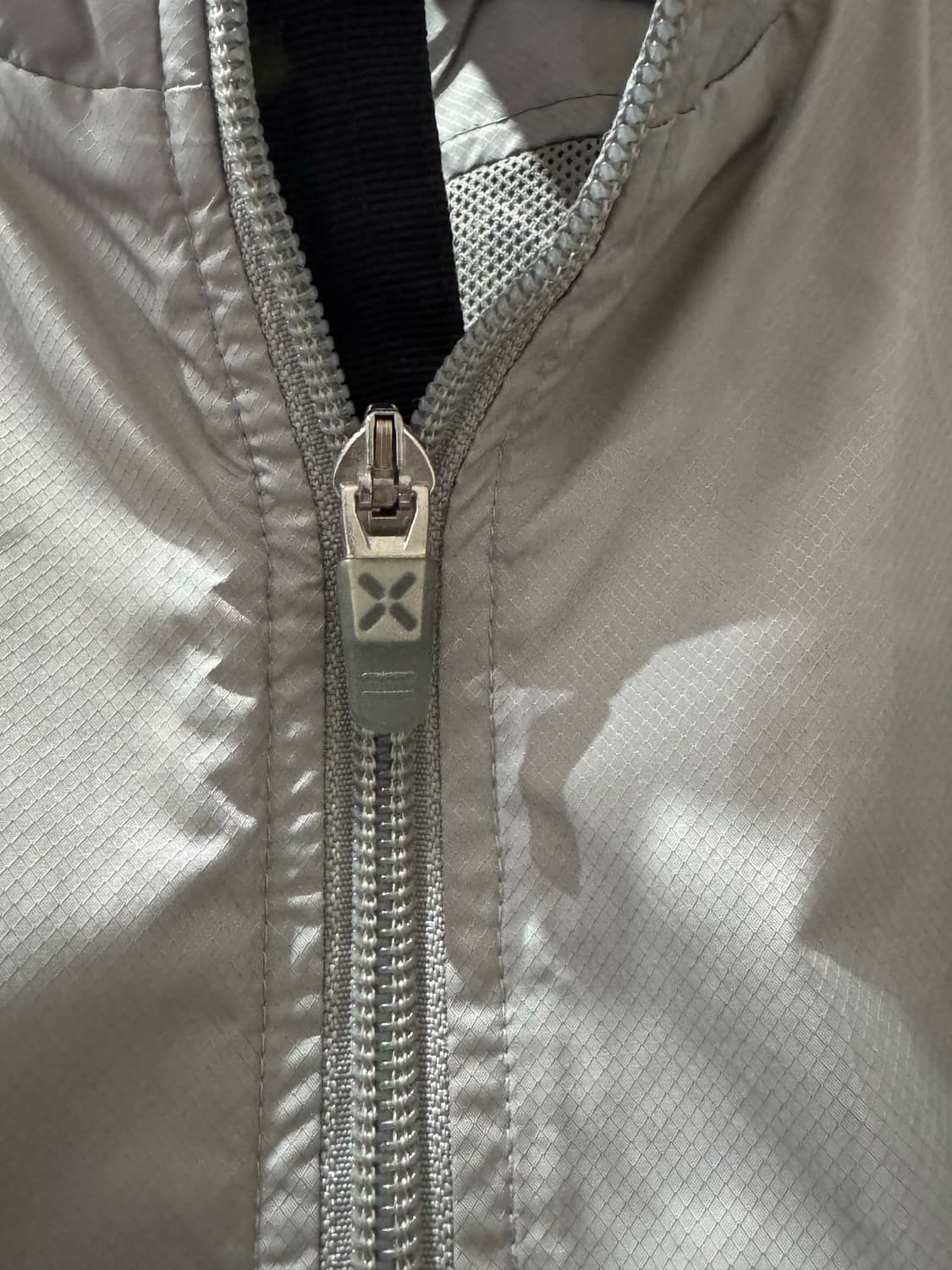 나이키 클라이마핏 올드스쿨 스우시 바람막이 상품이미지2