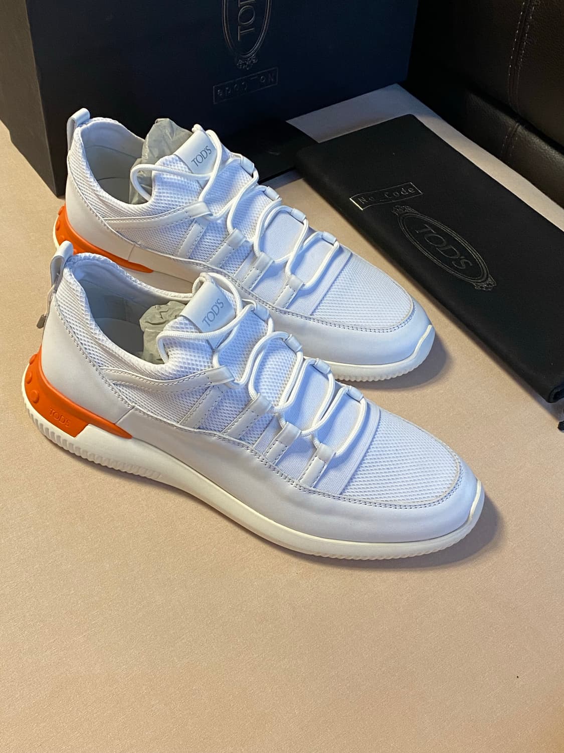 새상품* 토즈 Tod's (노코드 라인) 스니커즈UK8 상품이미지1