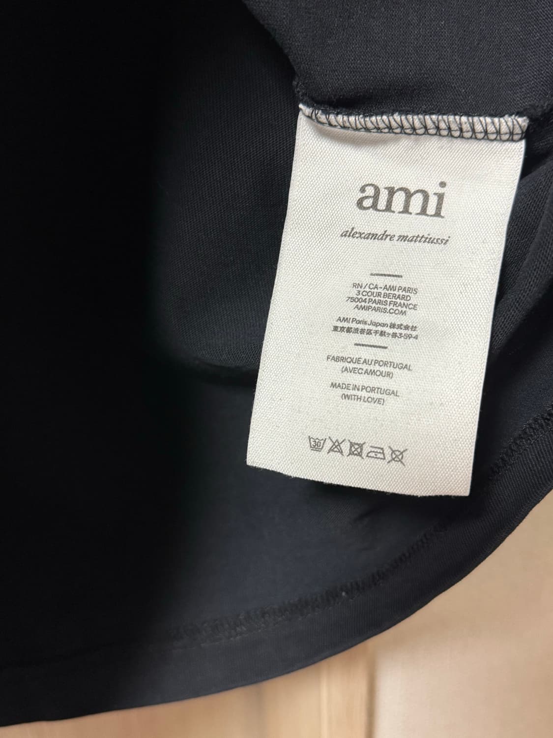 아미 Ami ssense exclusive 빅하트 반팔 상품이미지5