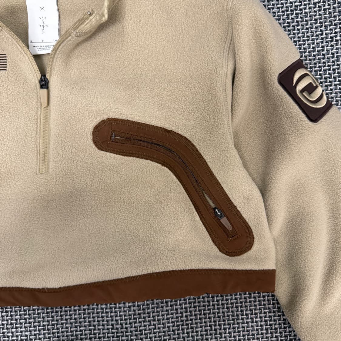 NIKE x TRAVIS SCOTT 하프집업 (S)  상품이미지4