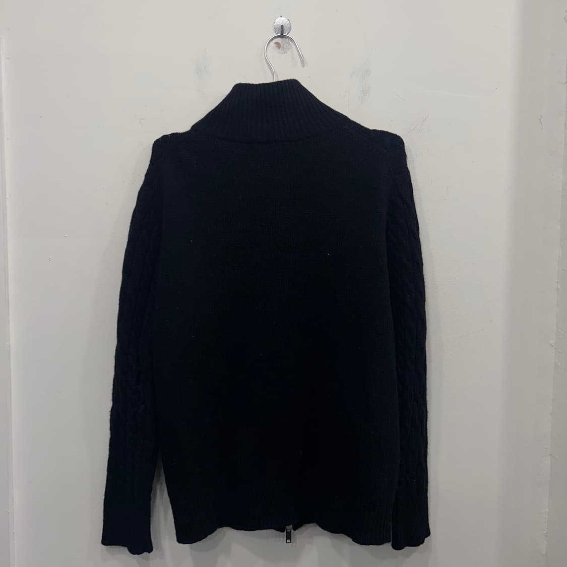 도나카란 뉴욕 램스울 꽈배기 니트집업 상품이미지5