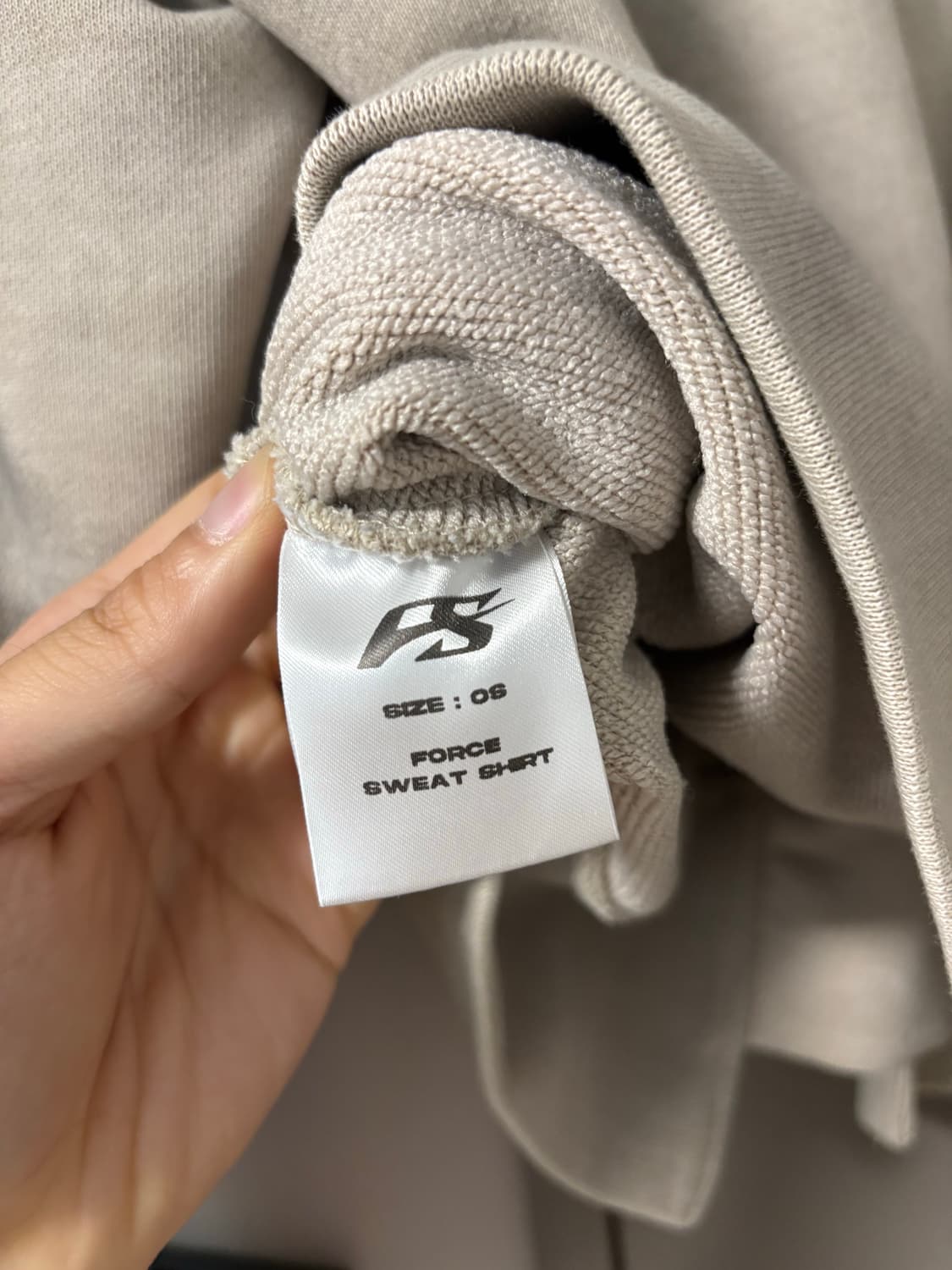 포스센서티브 맨투맨 상품이미지3
