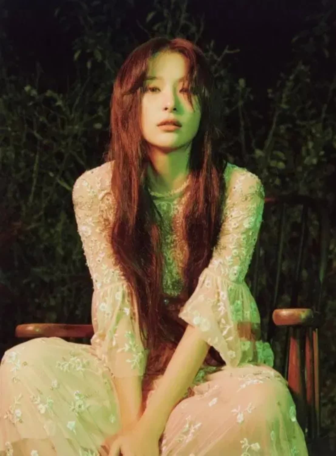 레드벨벳 슬기 싸이코 드레스 니들앤뜨레드 needle&thread 상품이미지3