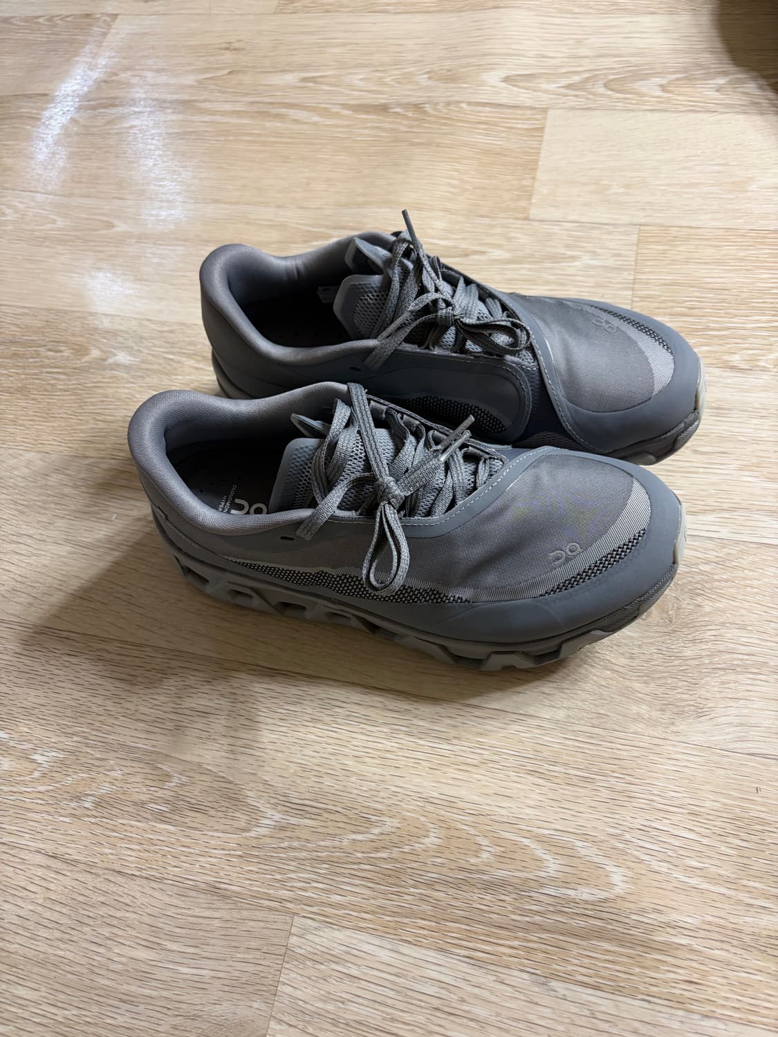 온러닝파프 클라우드 몬스터 하이퍼 팬텀 아폴로 상품이미지1