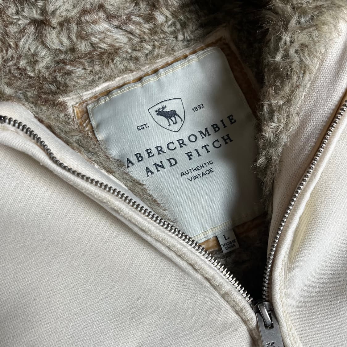 [A&F] 아베크롬비 무스로고 울프죠 후드집업 상품이미지5