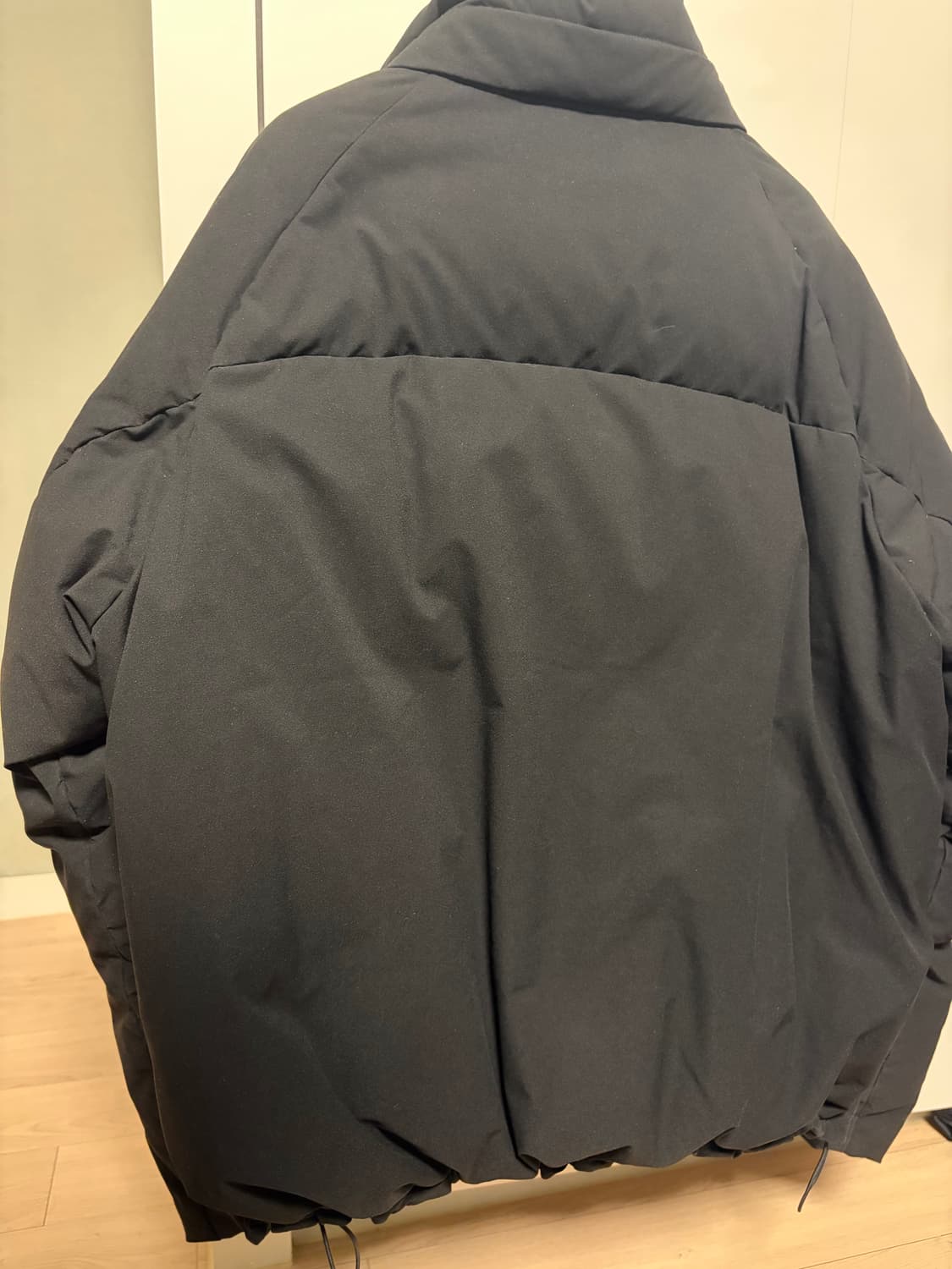 해칭룸 헤비 구스다운 블랙 2사이즈 상품이미지2