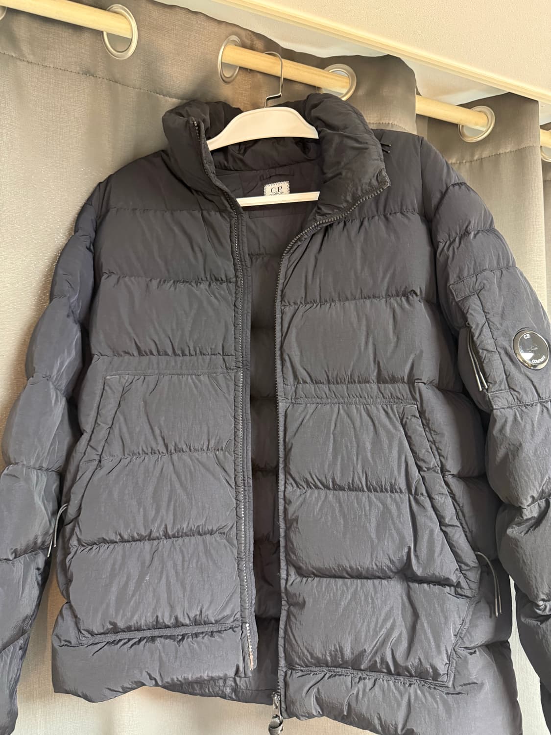 Cp컴퍼니 크롬R 숏패딩 상품이미지1