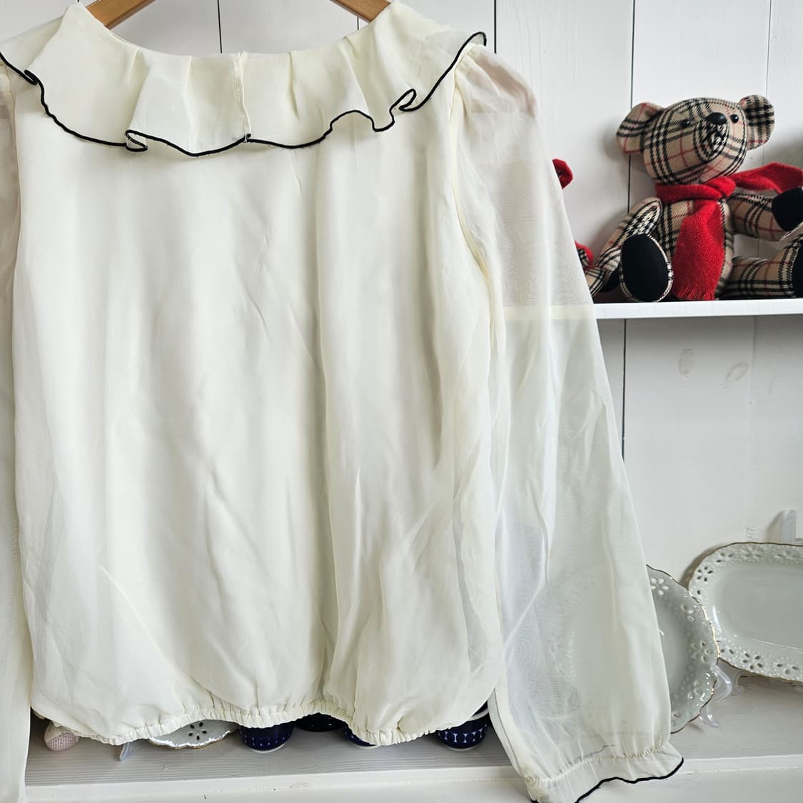 LODISPOTTO 세일러카라 리본 쉬폰 블라우스 상품이미지5