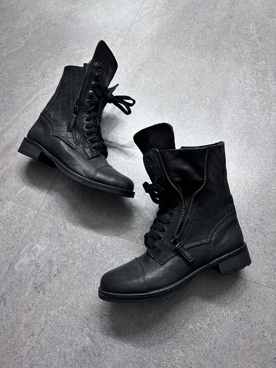 샤넬 2014 칼 라거펠트 퀼팅 컴뱃부츠 상품이미지2