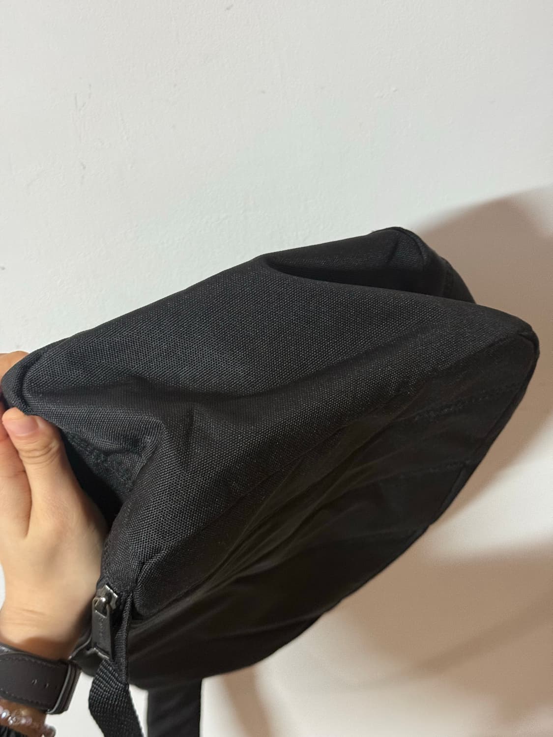 칼하트 슬링백 크로스백 블랙 상품이미지4