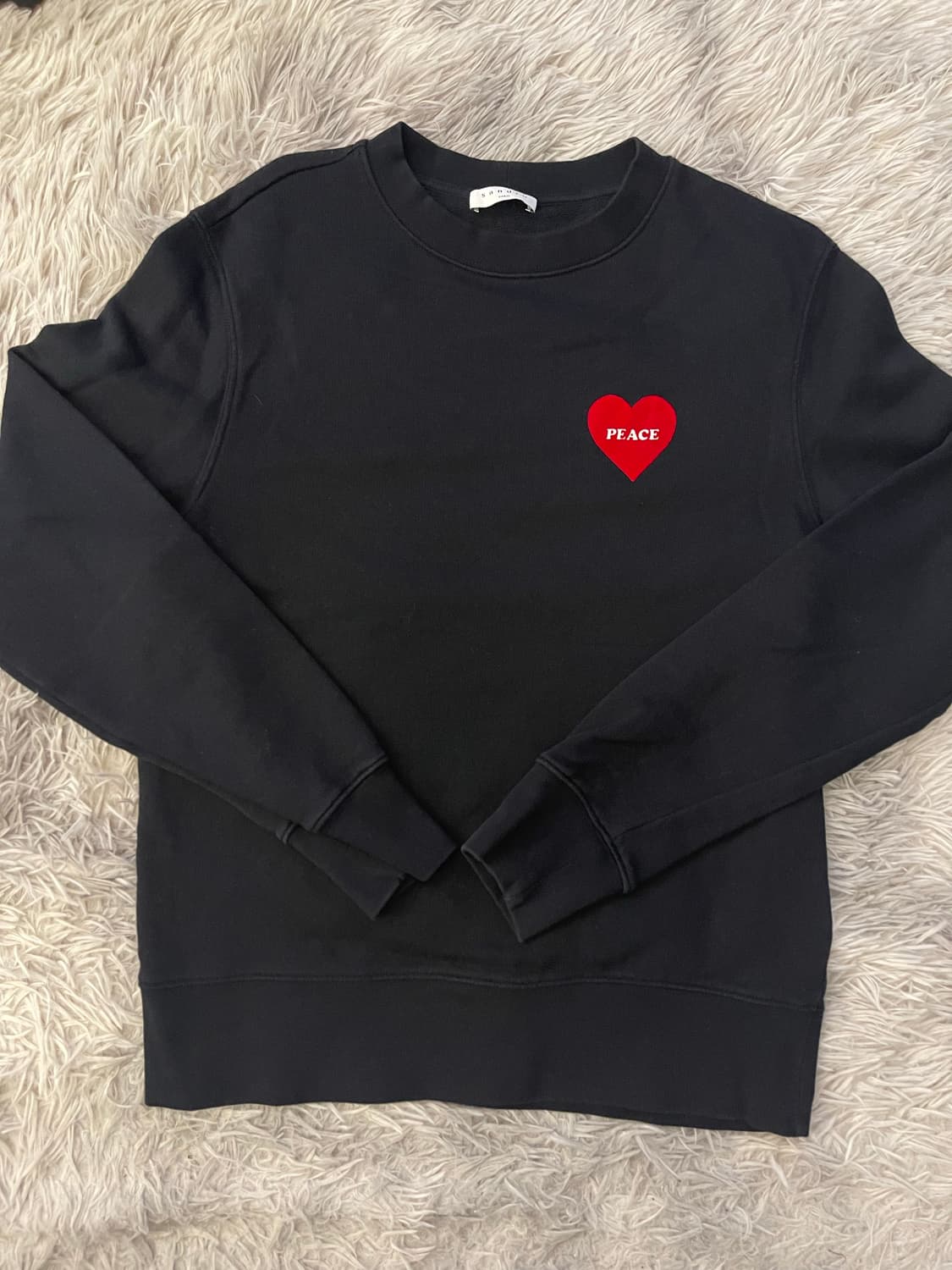 산드로 맨투맨 블랙 Peace 하트 자수 상품이미지1