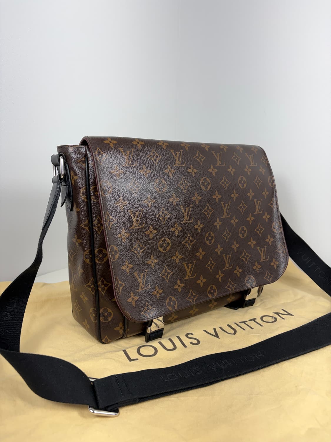 루이비통 M40936 마카사 클라렌스 메신저백 크로스백 상품이미지2