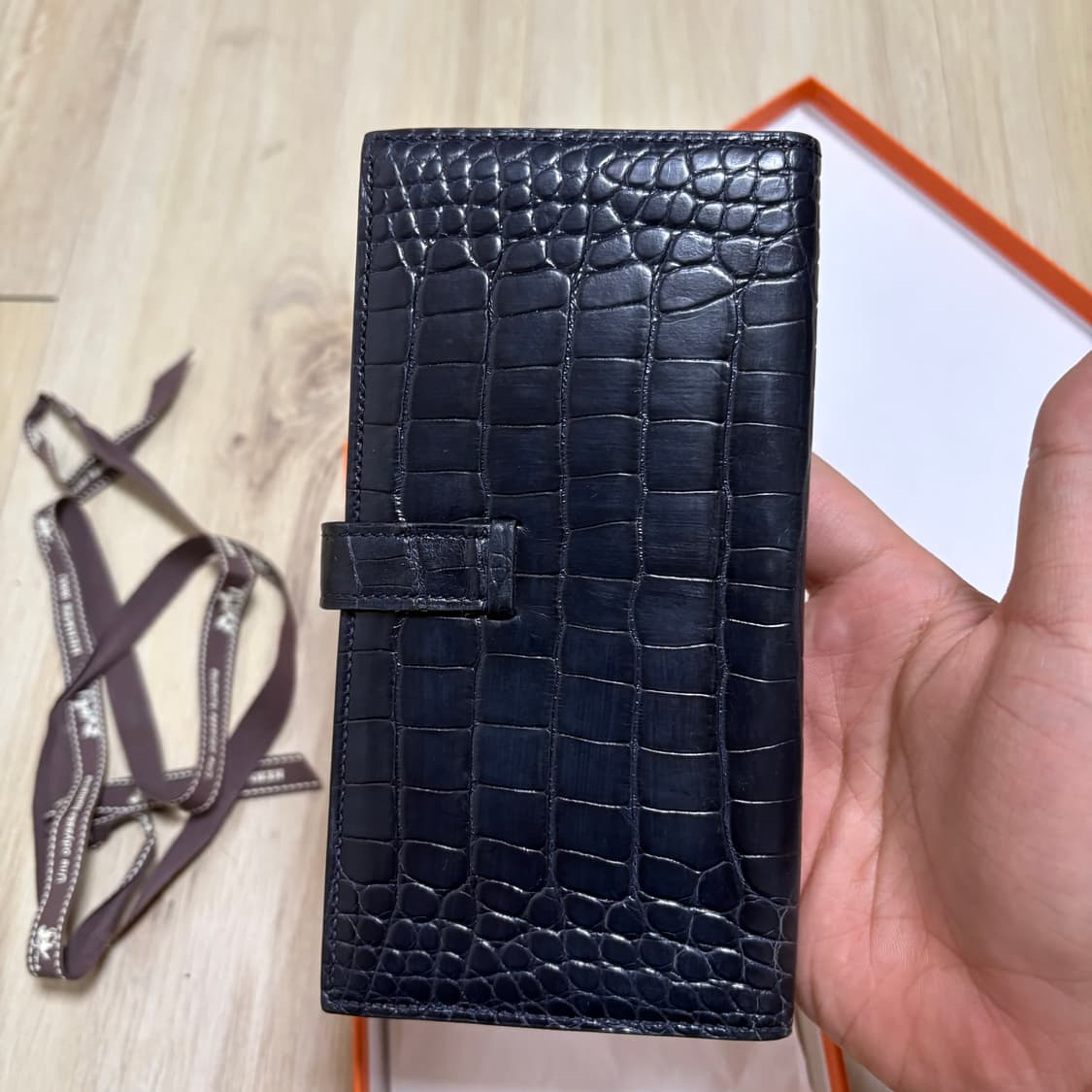 [새상품급] 에르메스 악어 와니 베안 장지갑 상품이미지2