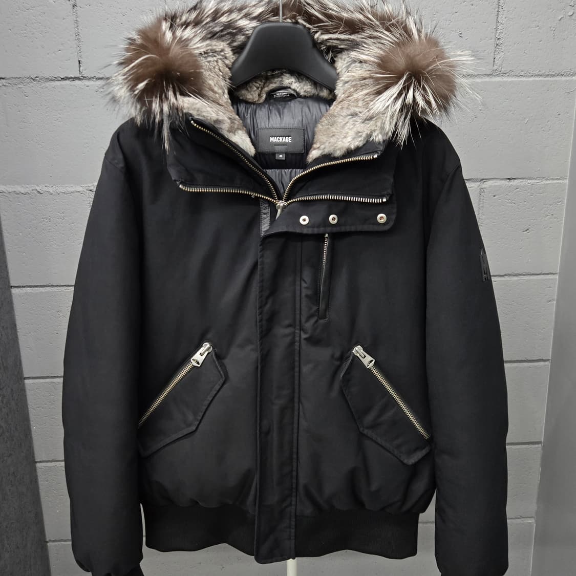 맥케이지 딕슨 실버퍼 패딩 40사이즈 상품이미지2