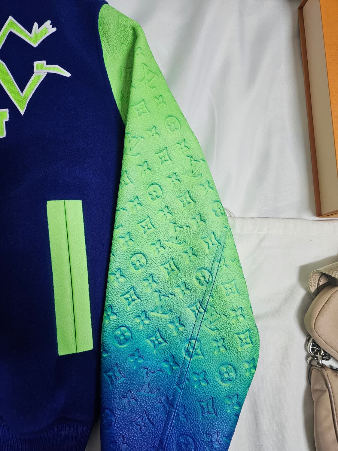 (최저가)루이비통 가죽바시티자켓 루이비통가죽자켓 상품이미지2