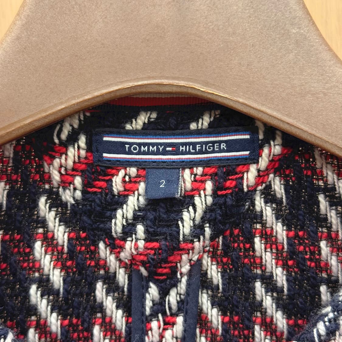 타미힐피거 트위드 체크 패턴 자켓 금장 버튼 디테일 레드 네이비 상품이미지7
