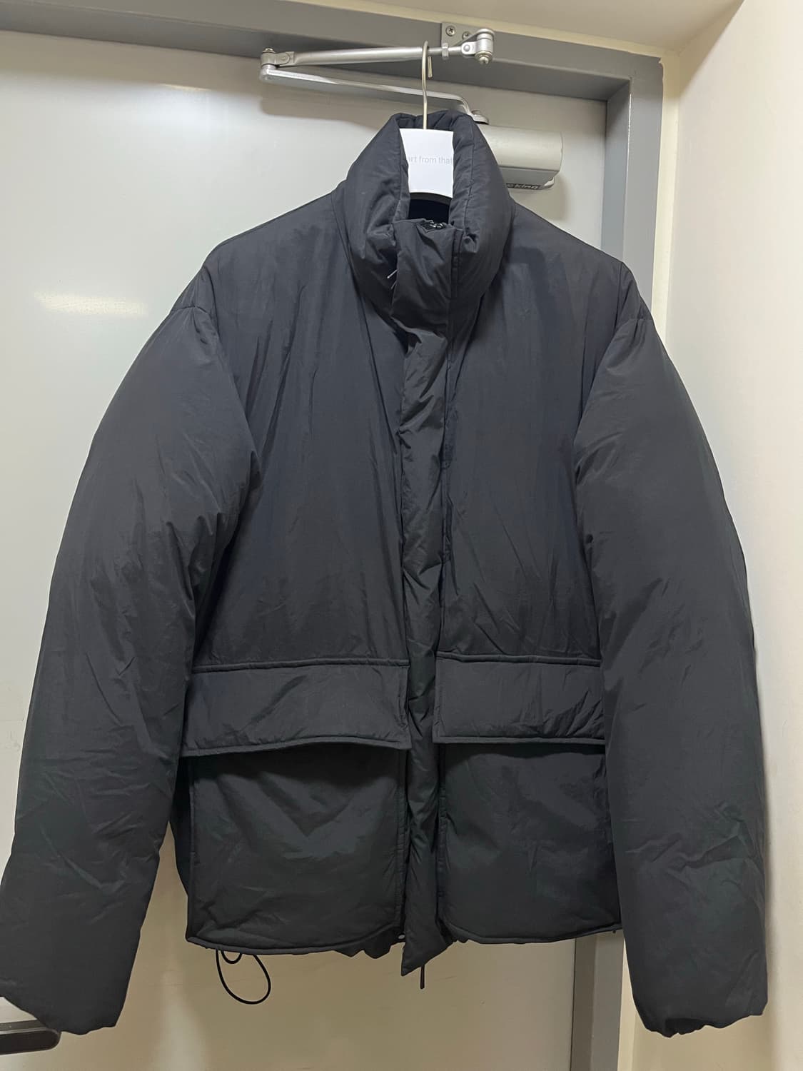 [2] 인더로우 TRAVELLER 구스다운 패딩 블랙 상품이미지3