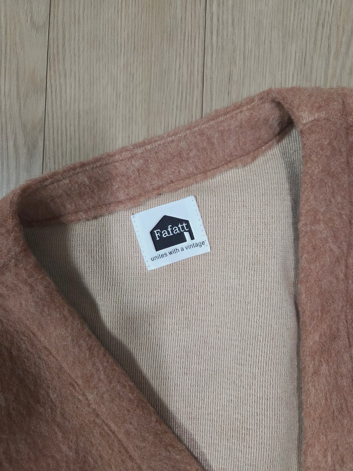 Fafatt 라이트 핑크 쉐독 울 카디건 상품이미지6