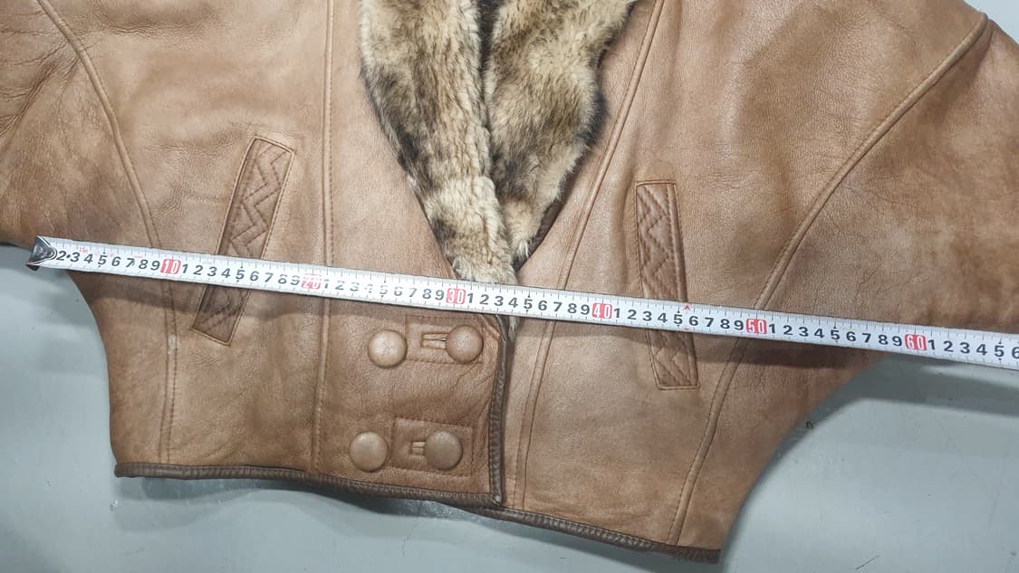 리얼양가죽   크롭무스탕 자켓 상품이미지5