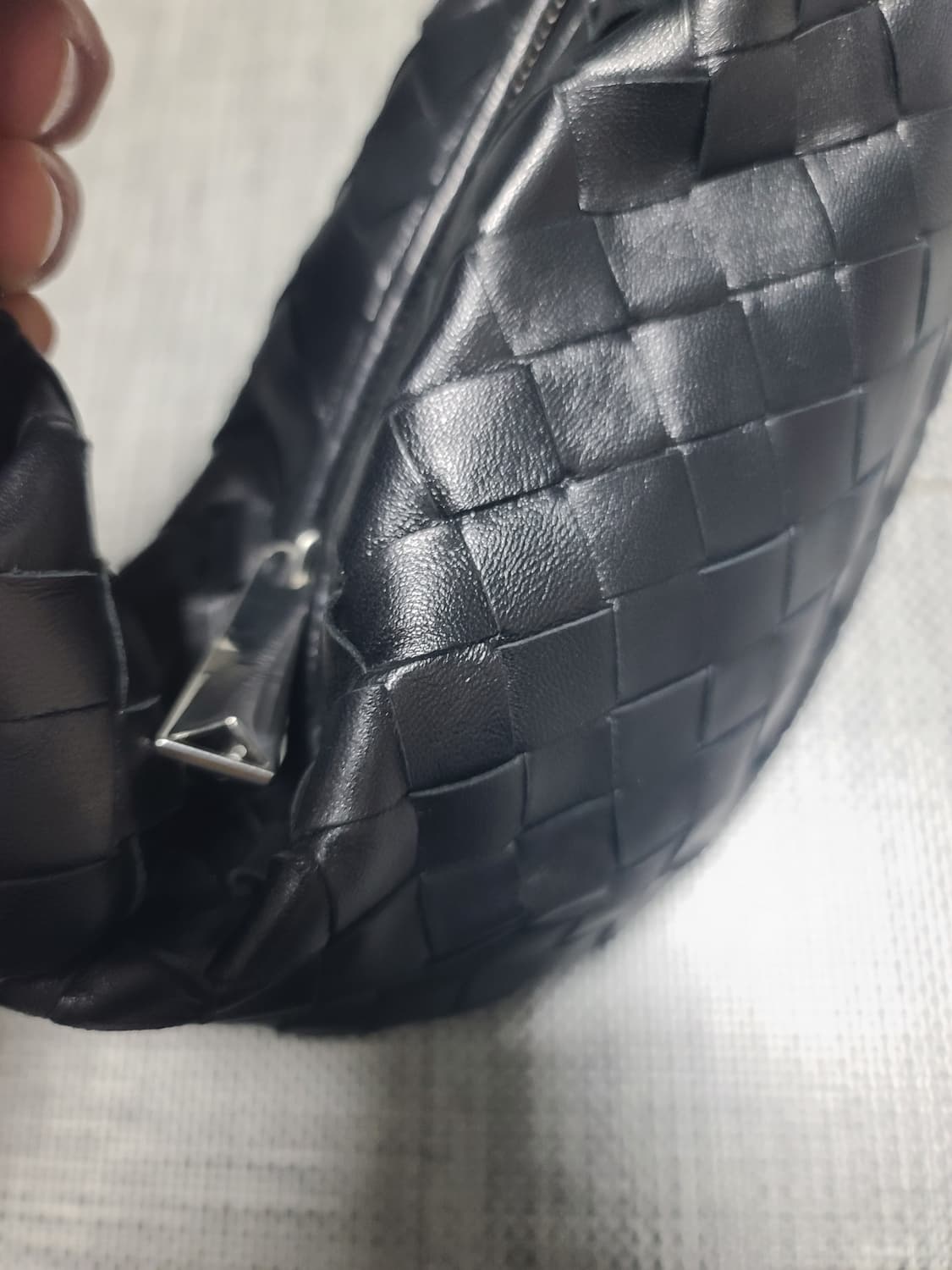 보테가베네타 조디백 미니 블랙 은장 토트백 상품이미지2