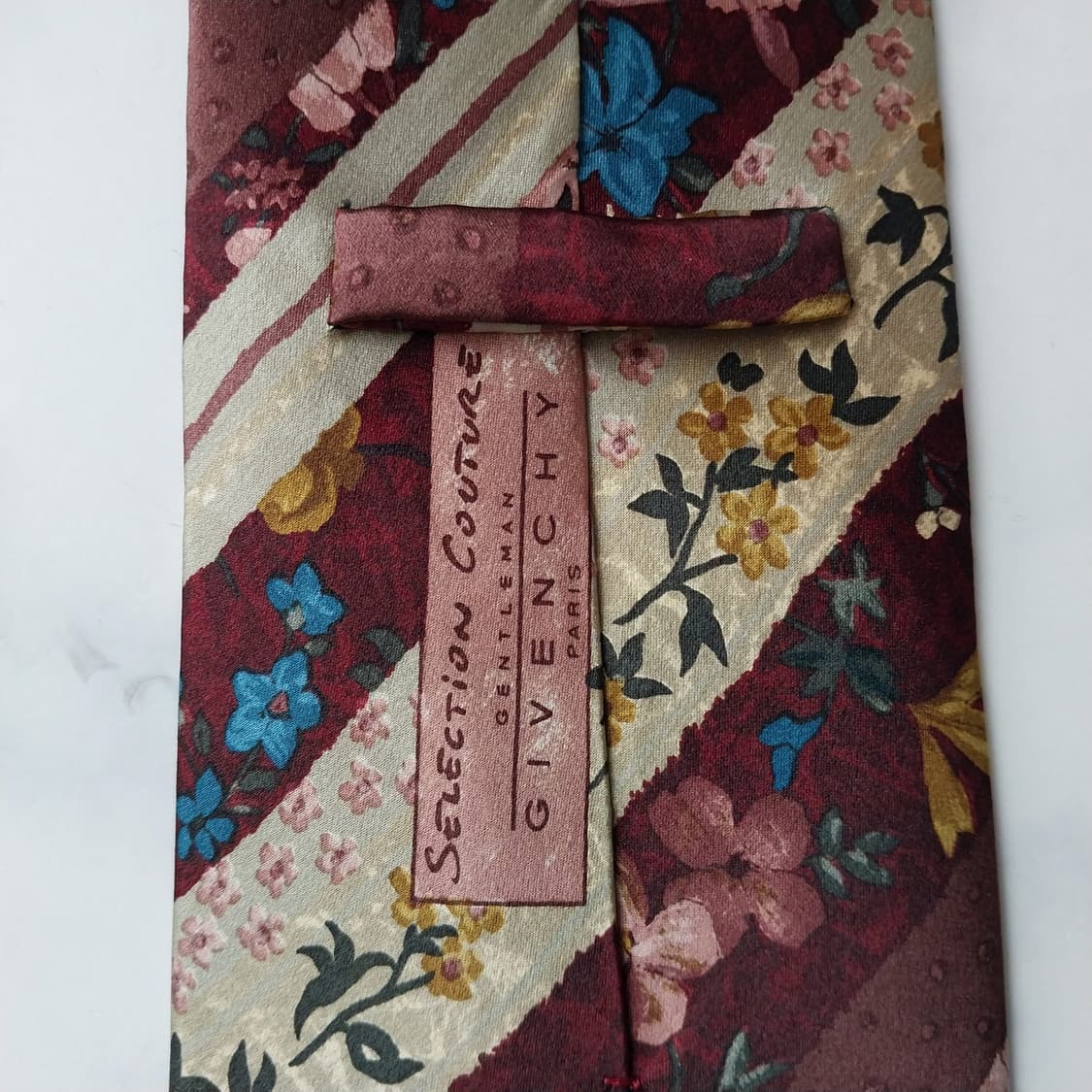 지방시 실크 브라운 플로럴 패턴 넥타이 9.7cm A+등급 K1468
 상품이미지8