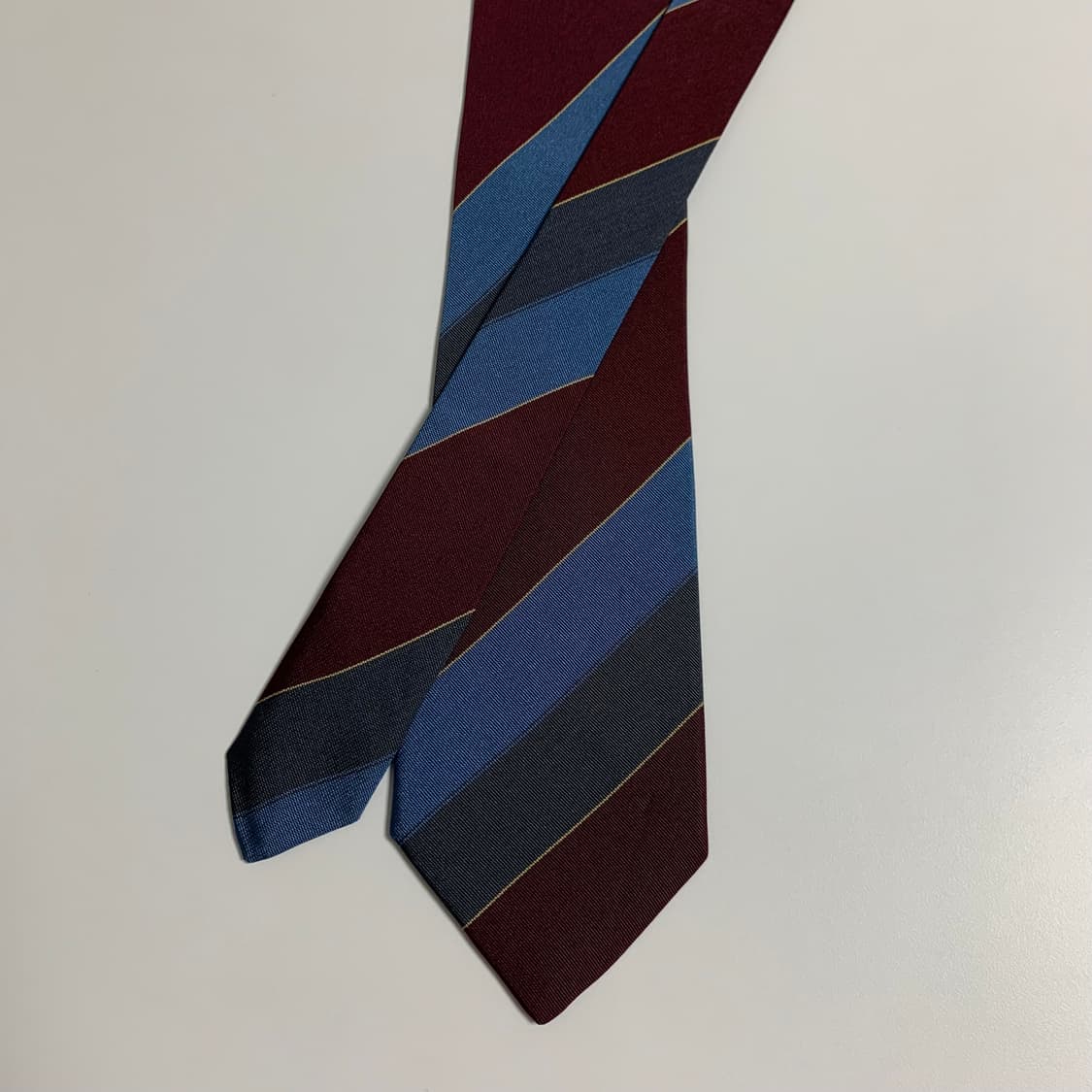 랑방(LANVIN) 레지멘탈 넥타이 명품 클래식정장 A+등급 8cm 상품이미지3