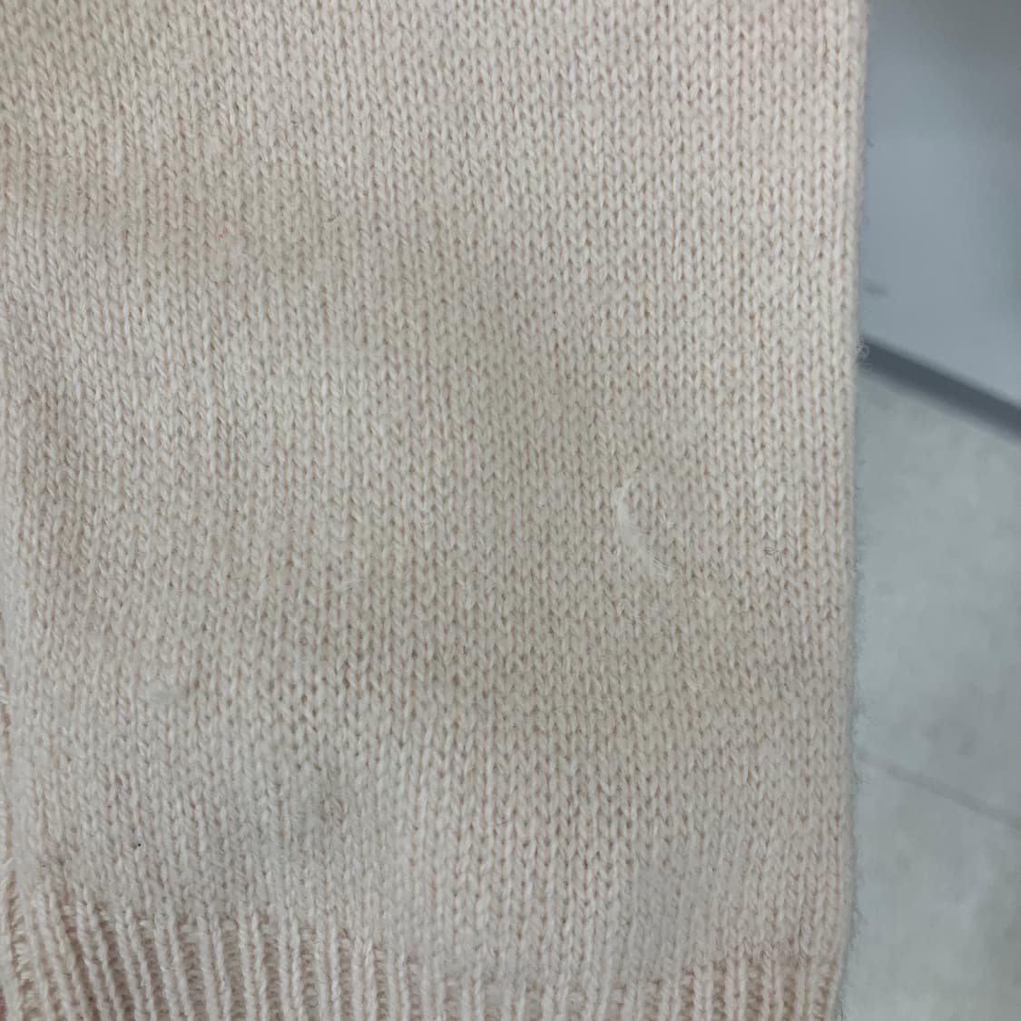 질샌더 아이보리 브이넥 가디건 상품이미지6