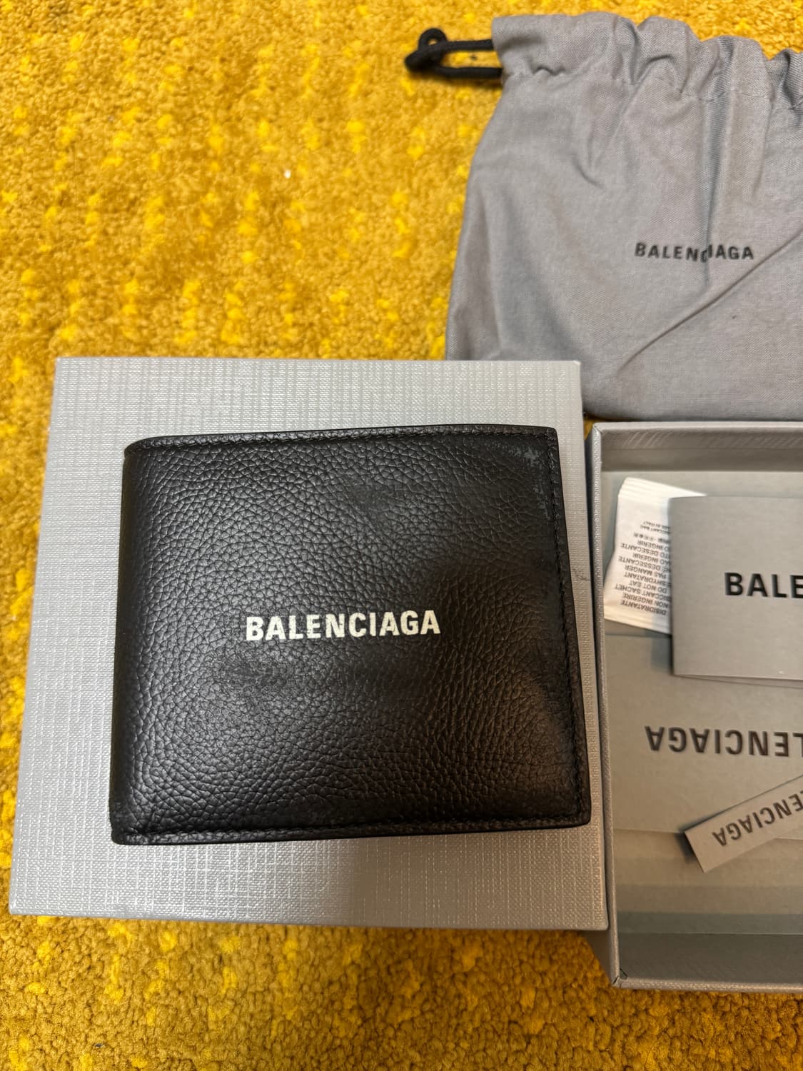 발렌시아가 캐시 스퀘어 반지갑 블랙 상품이미지2
