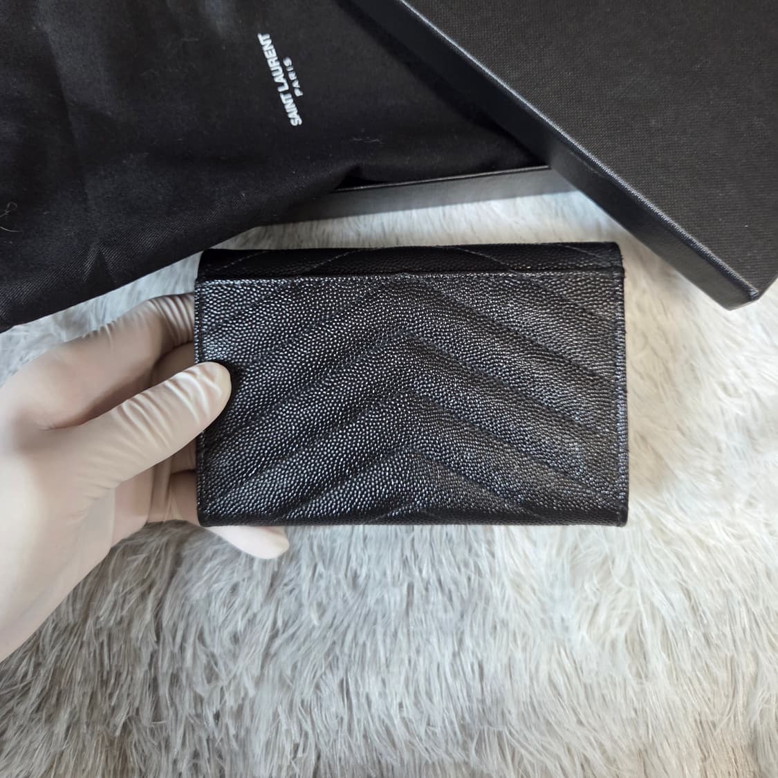 [정품] 생로랑 마틀라세 엔벨로프 지갑 상품이미지2