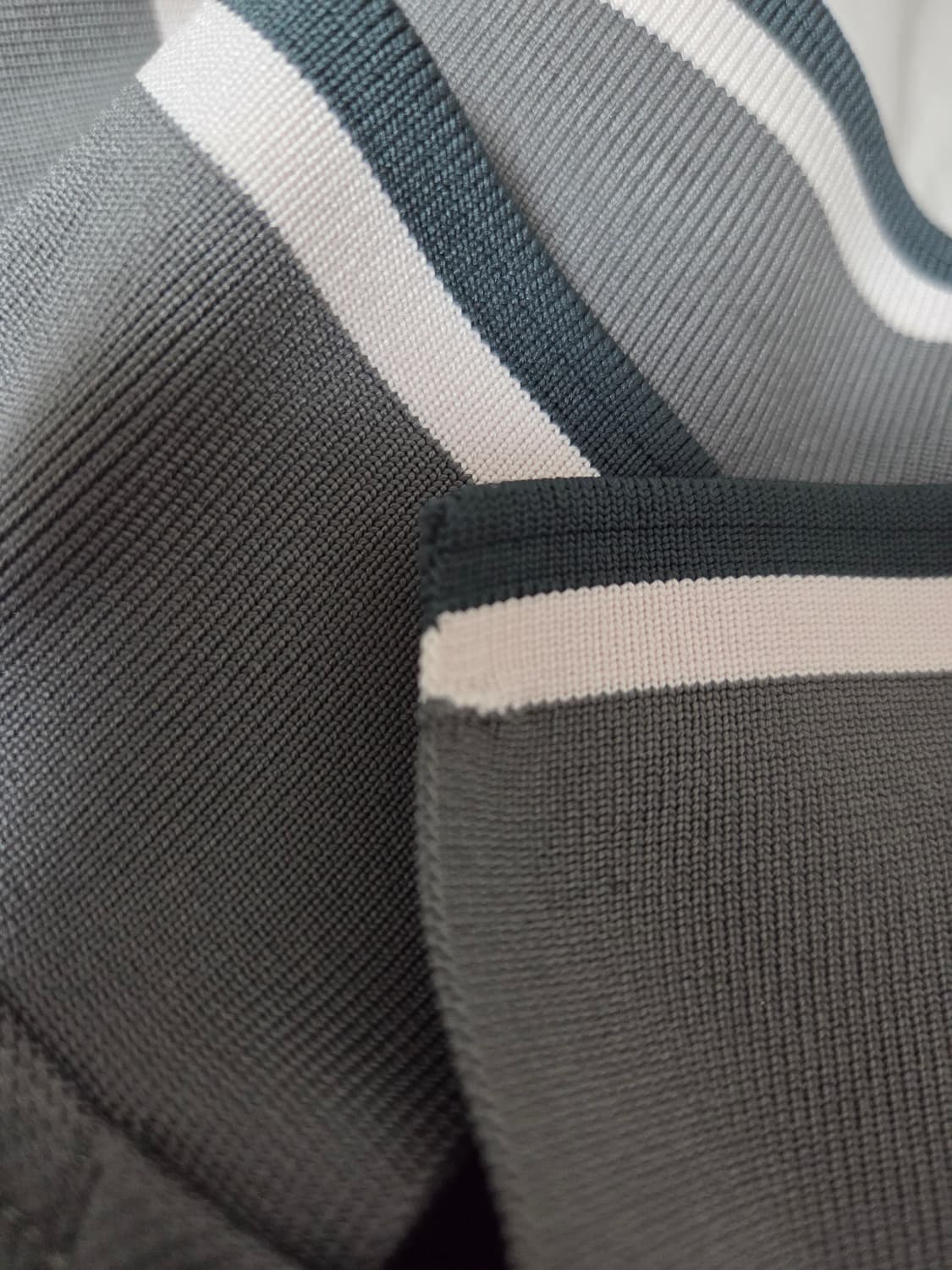  급처 레알마드리드 24/25 써드 XL 상품이미지2