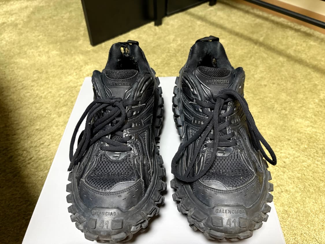 발렌시아가 디펜더 블랙 41 풀박 상품이미지4