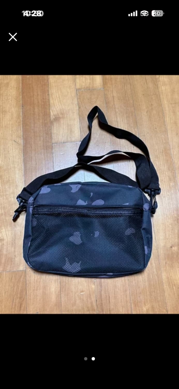 베이프 밀리터리 크로스백 상품이미지2