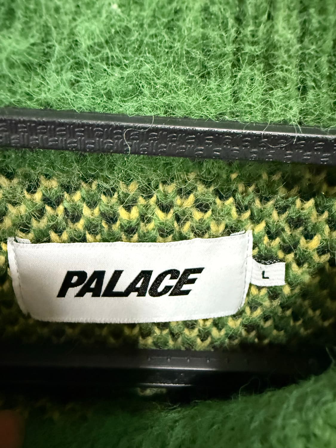 팔라스 헤어리 플래그 니트 자메이카 - 24FW 상품이미지3