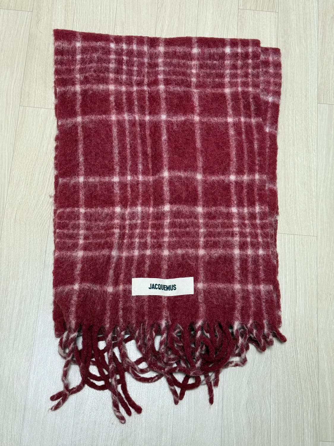 자크뮈스 체크 머플러 다크 레드 상품이미지1