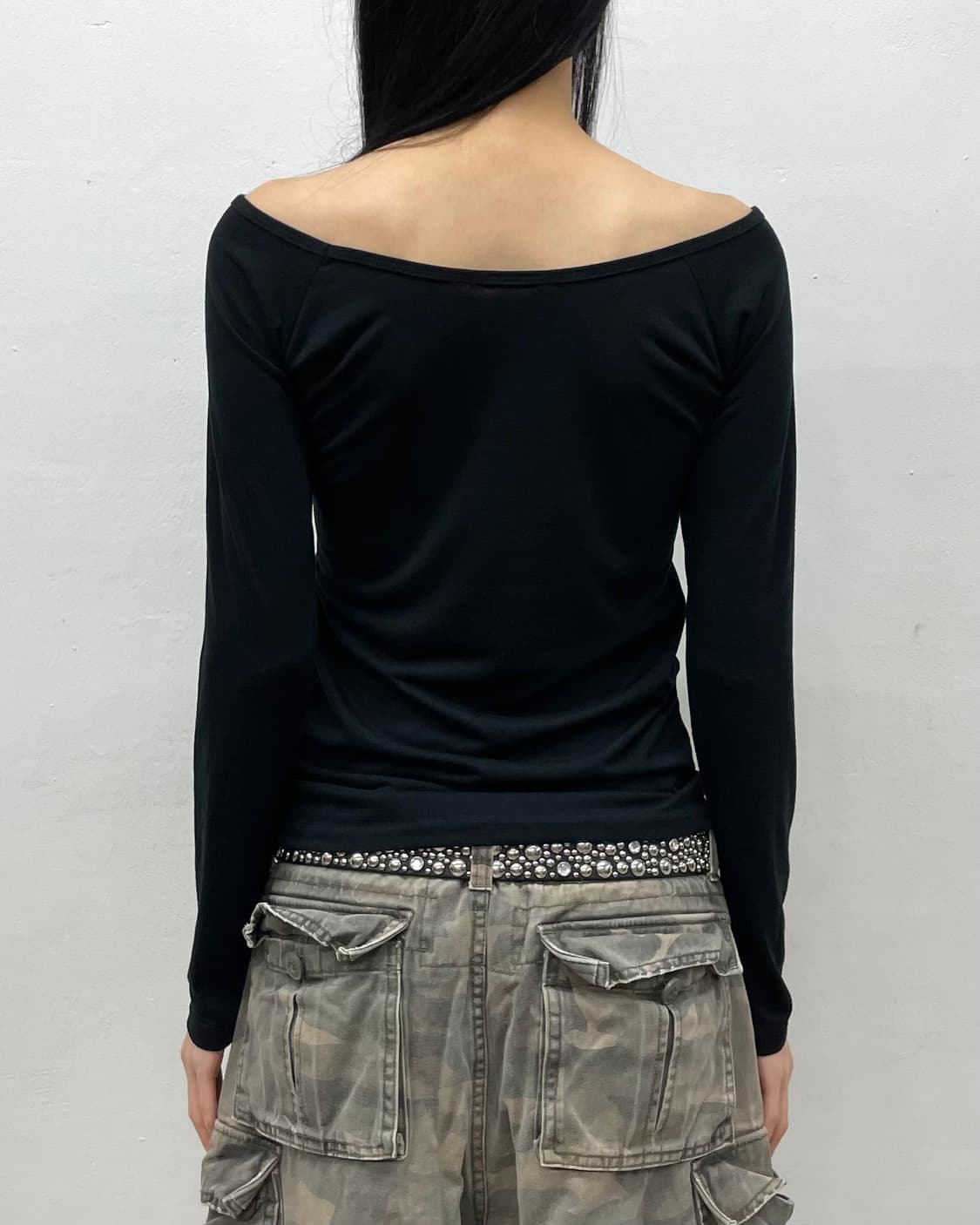 Skeleton Shoulder Black Long Sleeve 상품이미지3